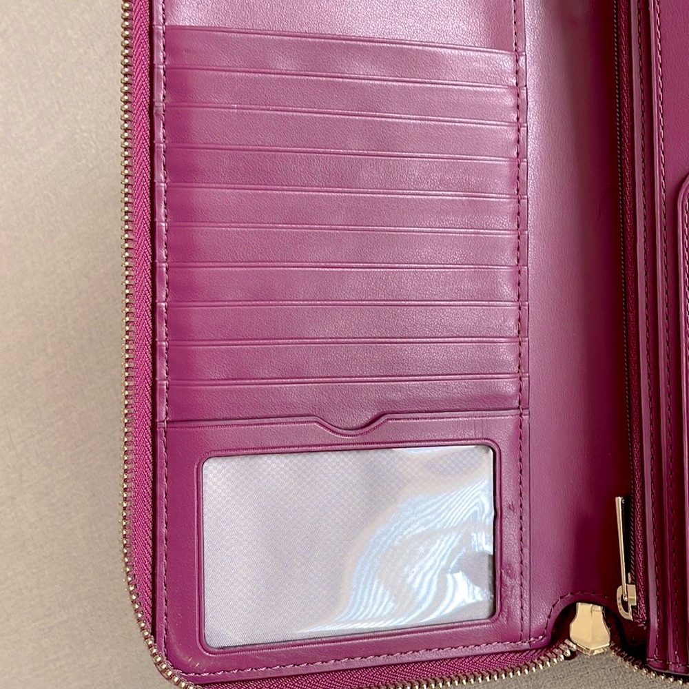 TUMI | Travel Wallet - Hibiscus - Picture 10 of 13